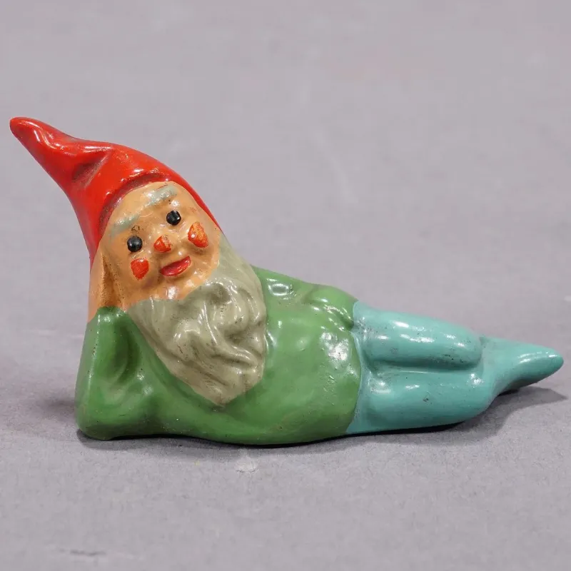 Pamono Small Terracotta Garden Gnomes, Germany, 1950s, Set of 5> Garden Accessories