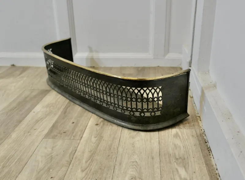 Sale Pamono Small Victorian Pierced Brass and Iron Fender