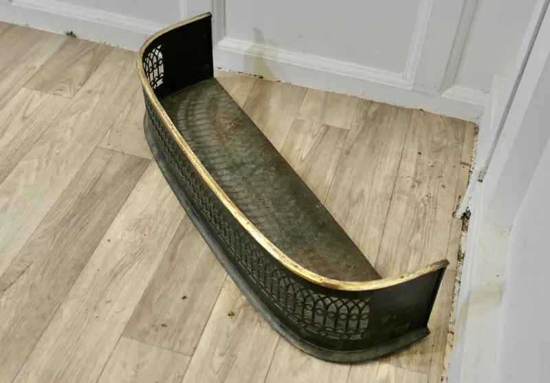 Sale Pamono Small Victorian Pierced Brass and Iron Fender