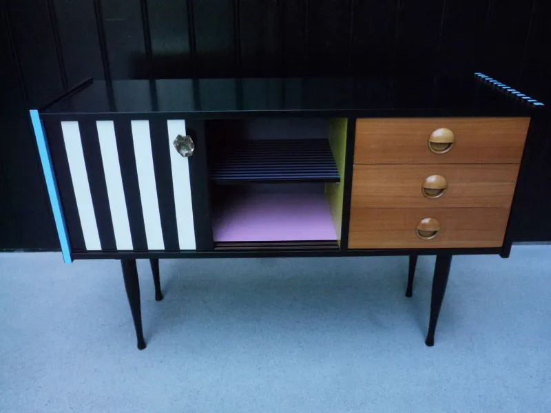 Pamono Small Vintage Chest of Drawers, 1950s> Dressers, Commodes & Chests