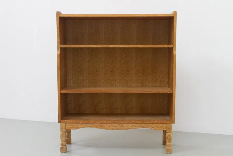 Sale Pamono Small Vintage Danish Oak Bookcase in the style of Kjærnulf, 1960s
