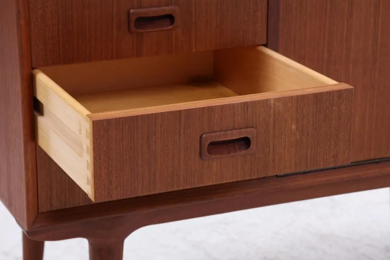 Outlet Pamono Small Vintage Teak Sideboard by Omann Jun, 1960s