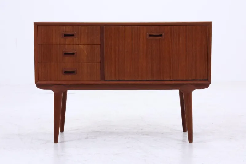 Online Pamono Small Vintage Teak Sideboard by Omann Jun, 1960s