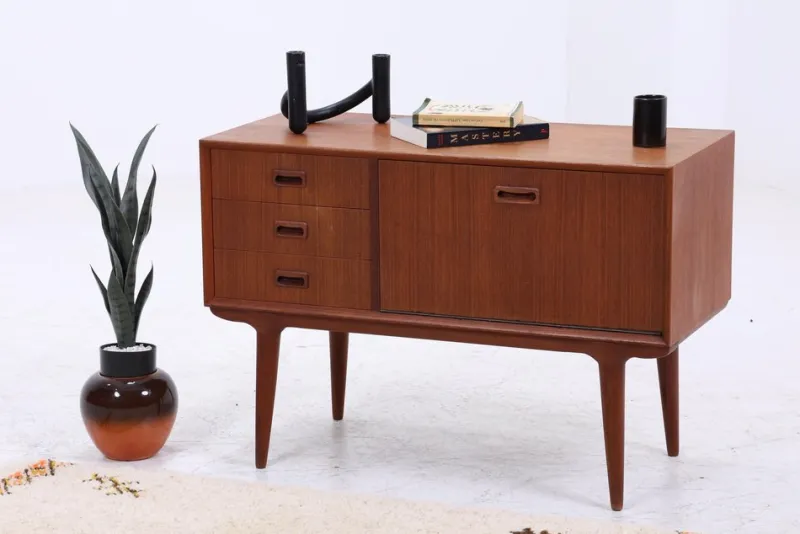 Online Pamono Small Vintage Teak Sideboard by Omann Jun, 1960s