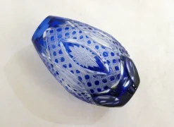 Pamono Small Vintage Vase in Cut Bohemian Crystal with Cobalt Blue, 1960s><noscript><img width=