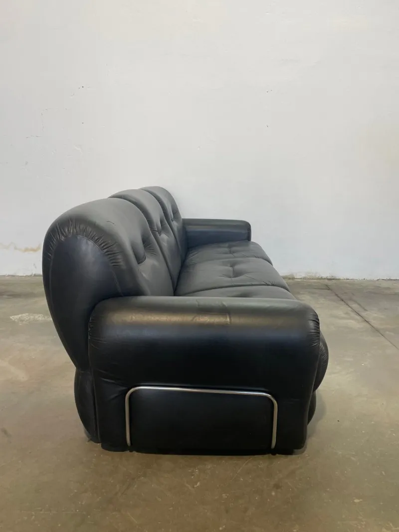 Outlet Pamono Sofa and Armchairs in Black Leather by Adriano Piazzesi, 1980s, Set of 3
