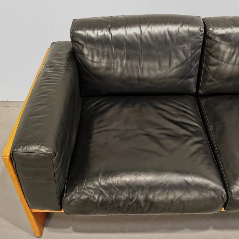Pamono Sofa and Armchairs Mod. Bastiano in Oak Wood and Black Leather by Afra and Tobia Scarpa for Gavina, 1960s, Set of 3> Living Room Sets