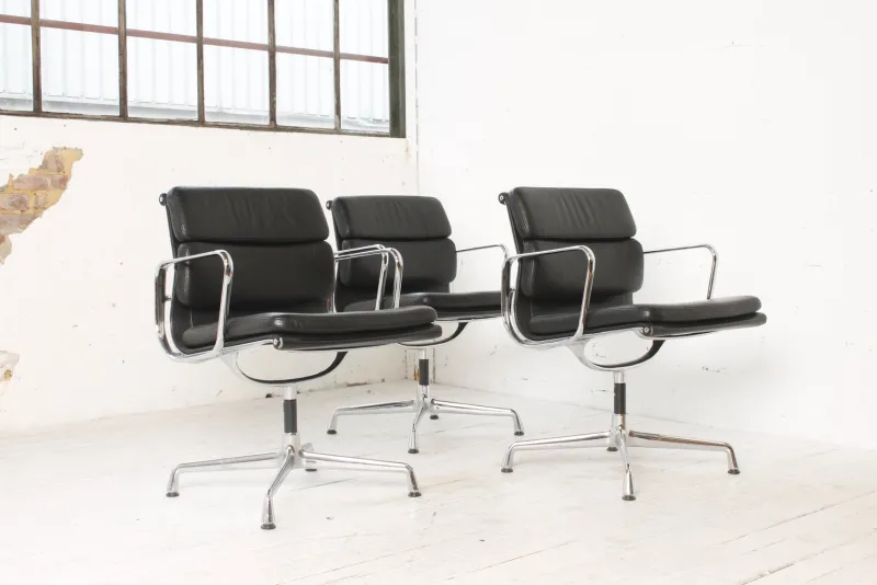 New Pamono Soft Pad Ea 207 Chair by Charles & Ray Eames for Vitra