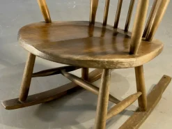 Pamono Solid Wood Rocking Chair, 1950s><noscript><img width=