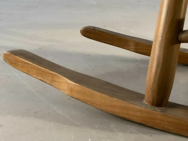 Pamono Solid Wood Rocking Chair, 1950s> Rocking Chairs