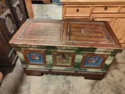 Pamono South Tyrolean Wedding Chest, 1883> Dressers, Commodes & Chests