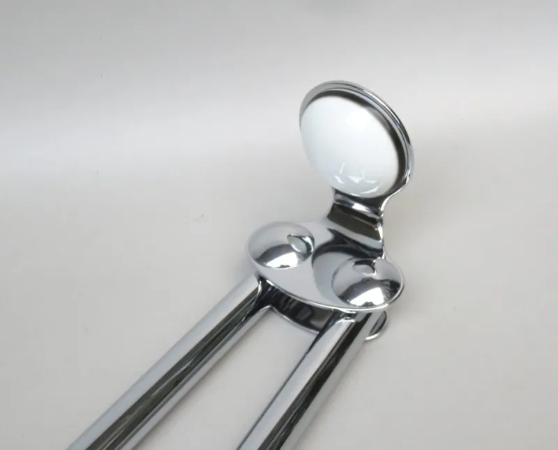 Pamono Space Age Bathroom Set in Chrome-plated Brass and Porcelain, 1970s, Set of 4> Architectural Elements