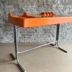 Clearance Pamono Space Age Orix Orange Writing Desk by Vittorio Parigi and Nani Prina for Molteni, 1970s