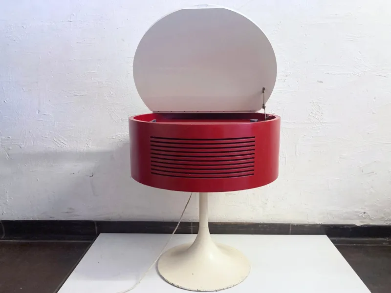 Hot Pamono Space Age Radio on Trumpet Base by Ilse Möbel, 1970s