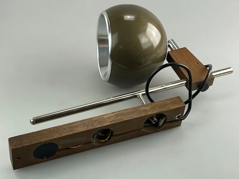 Pamono Space Age Sconce in Teak & Metal from Temde> Wall Lights & Sconces