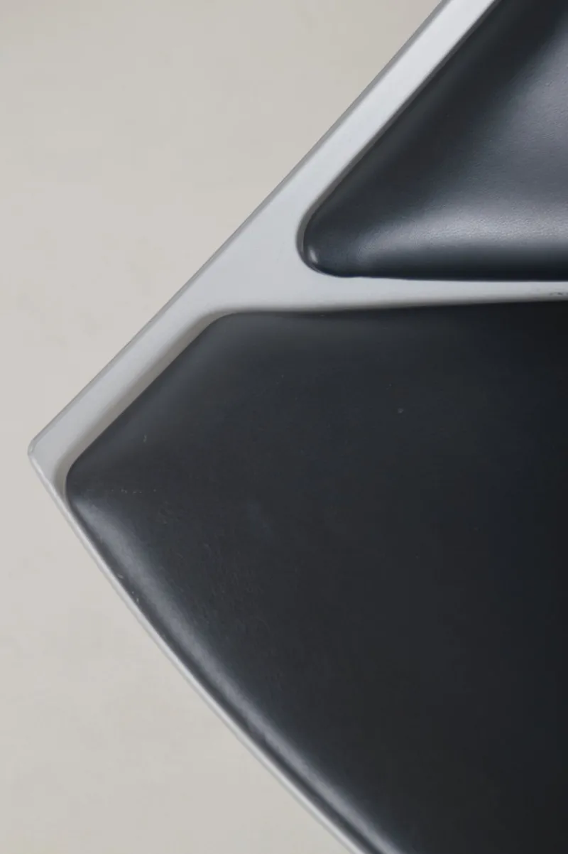 Outlet Pamono Space Lounge Chairs by Jehs + Laub for Fritz Hansen, 2007, Set of 2