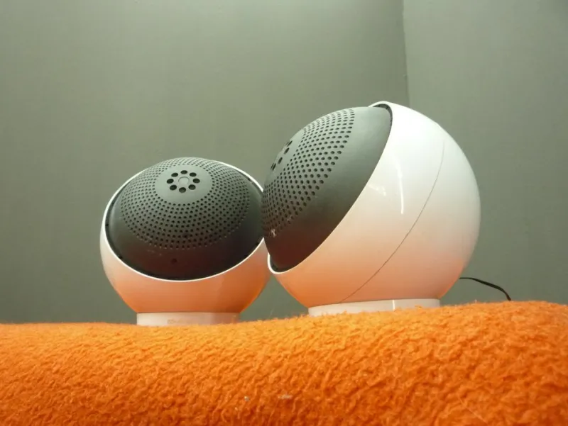 Hot Pamono Space-Age Weltron 2003 Sphere Speakers, 1960s, Set of 2