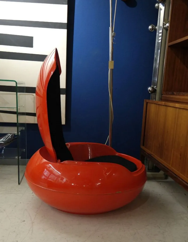 Pamono Spage Age Red Garden Egg Chair by Peter Ghychy, 1960s> Garden Seating