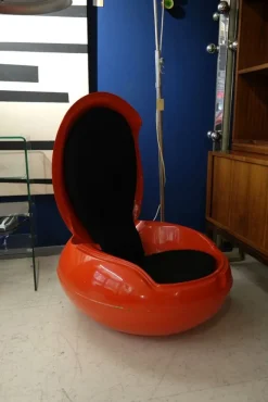 Pamono Spage Age Red Garden Egg Chair by Peter Ghychy, 1960s><noscript><img width=