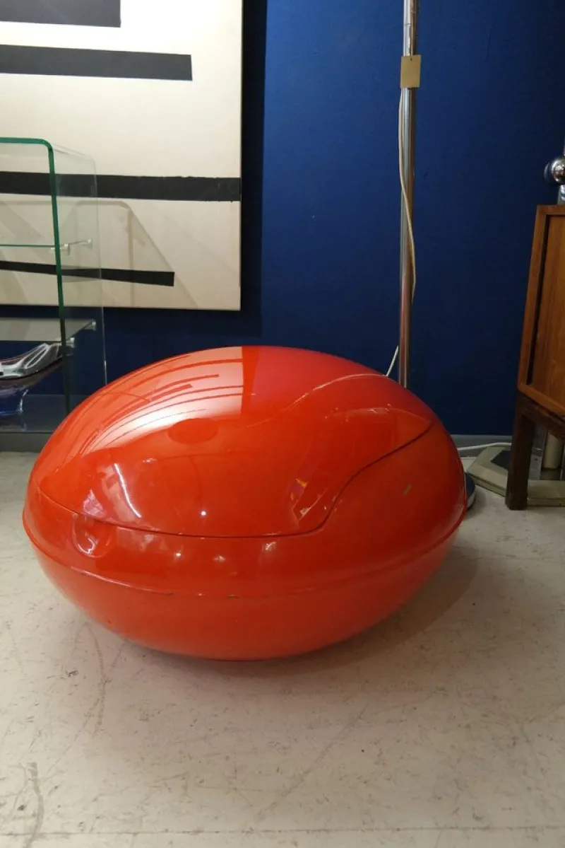 Pamono Spage Age Red Garden Egg Chair by Peter Ghychy, 1960s> Garden Seating