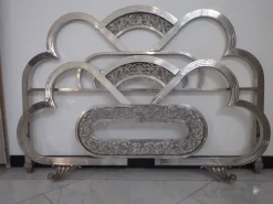 Pamono Spanish Art Deco Nickel Double Bed with Decorative Floral Elements, 1930, Set of 2><noscript><img width=