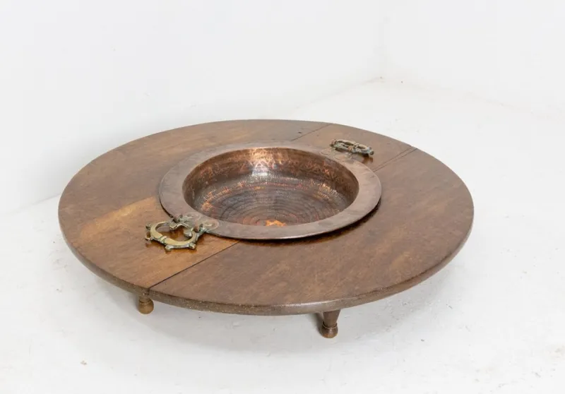 Pamono Spanish Basque Oak & Copper Brazier or Planter, 19th Century> Planters And Jardiniere