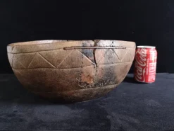 New Pamono Spanish Dug-Out Decorated Shepherd's Bowl in Oak, 1800s