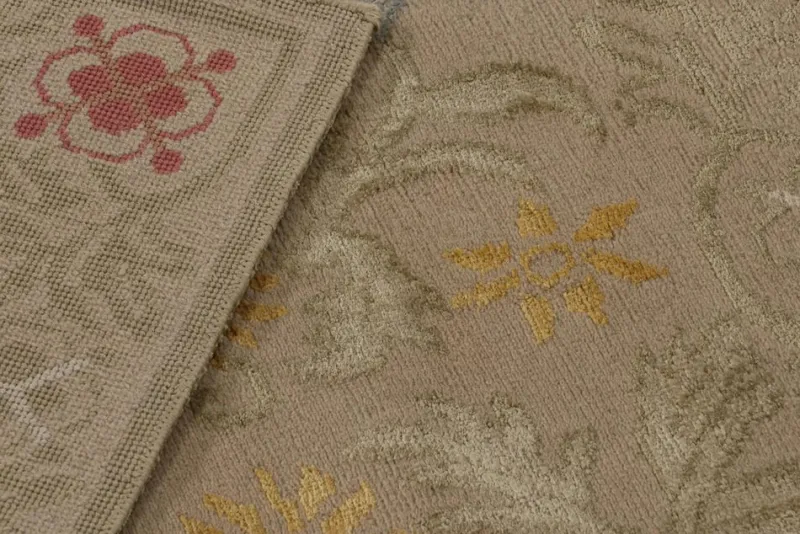 Pamono Spanish European Style Rug from R&K Principal Jahanshah Nazmiyal> Carpets & Textiles|Carpets & Textiles