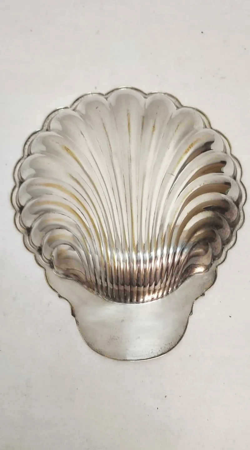 Sale Pamono Spanish Shell-Shaped Brass Tray, 1970s