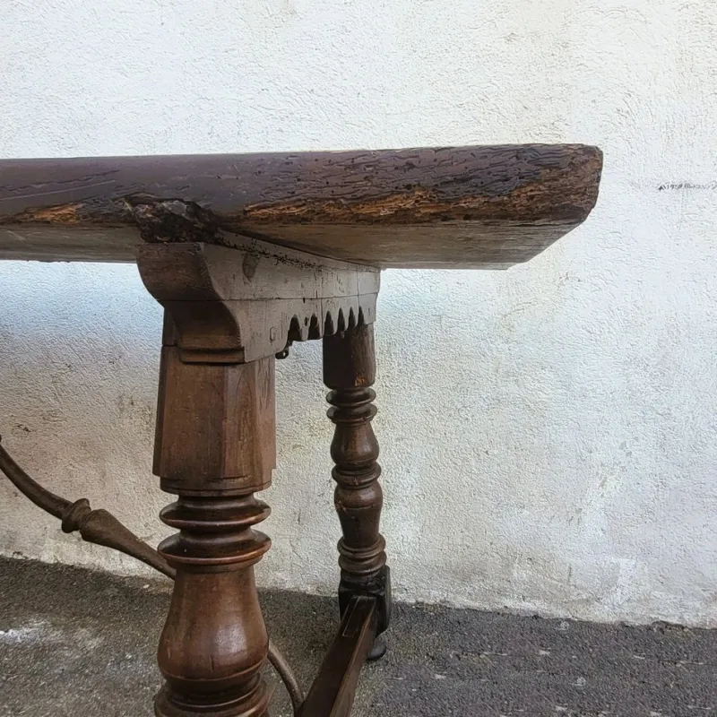 Outlet Pamono Spanish Walnut Table, 17th Century