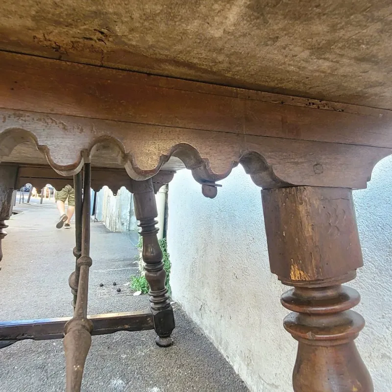 Outlet Pamono Spanish Walnut Table, 17th Century