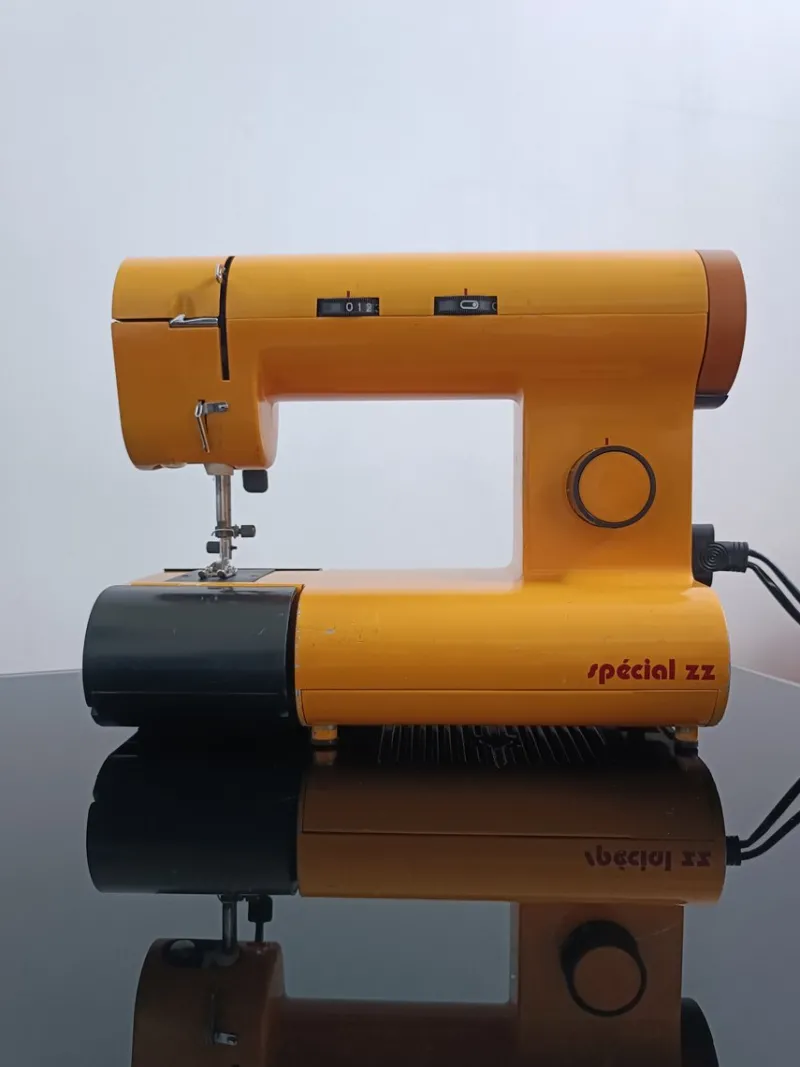 Pamono Special ZZ M12 Sewing Machine from Omnia, 1970s> Electronics