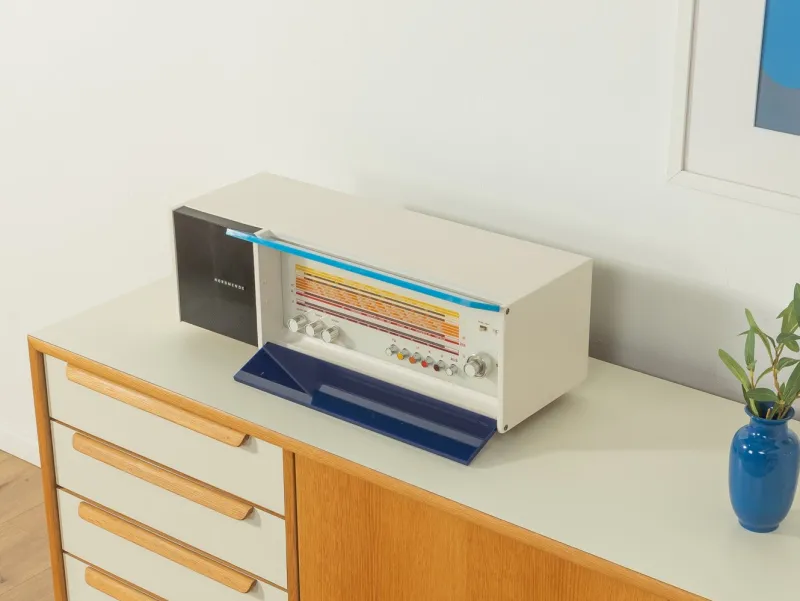 Clearance Pamono Spectra Futura M Radio by Raymond Loewy for Nordmende, 1970s