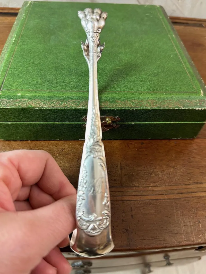 Pamono Spoon & Tongs Box, 1900, Set of 13> Cutlery & Serving Utensils