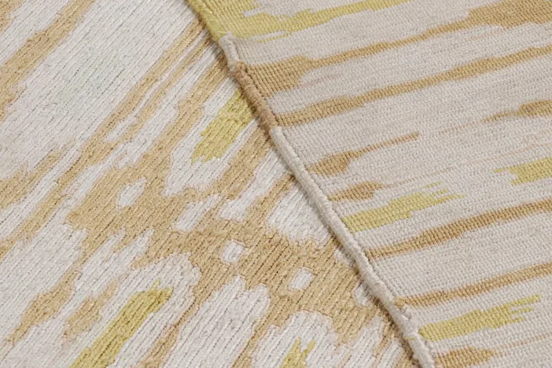 Pamono Square Kilim Rug with Ikats Pattern from R&K Principal Jahanshah Nazmiyal> Carpets & Textiles|Carpets & Textiles