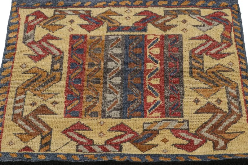 Outlet Pamono Square Scatter Rug with Geometric Patterns from R&K Principal Jahanshah Nazmiyal