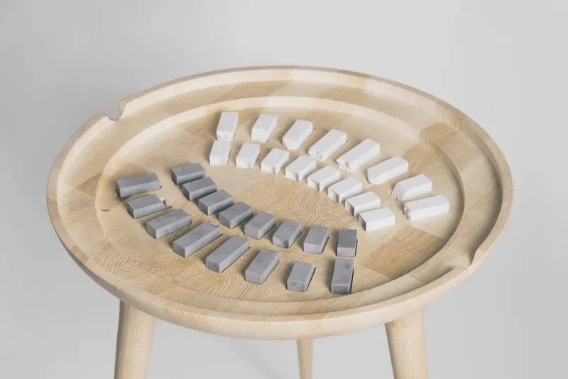 New Pamono 21st Century Trojan Chess Table & Set in White from Futuro Studio