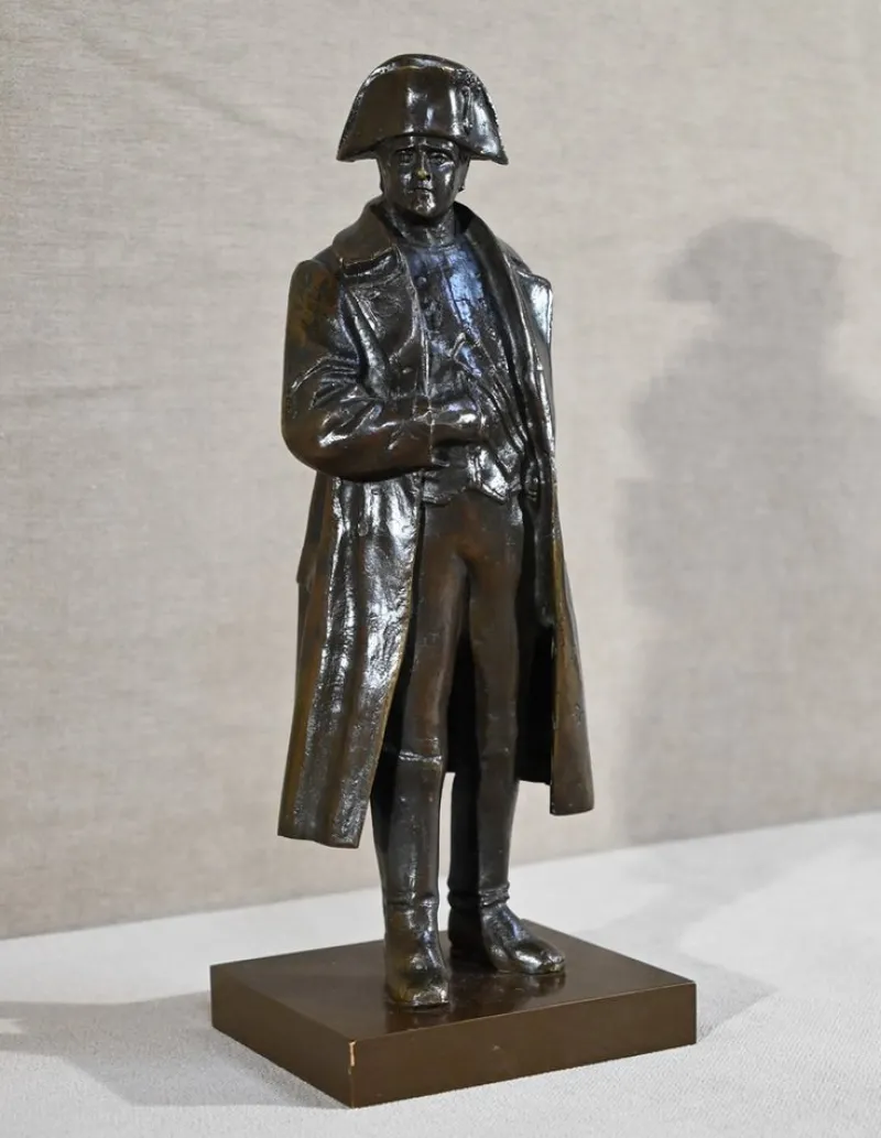 Discount Pamono Statue of Napoleon Bonaparte, Early 20th Century, Bronze