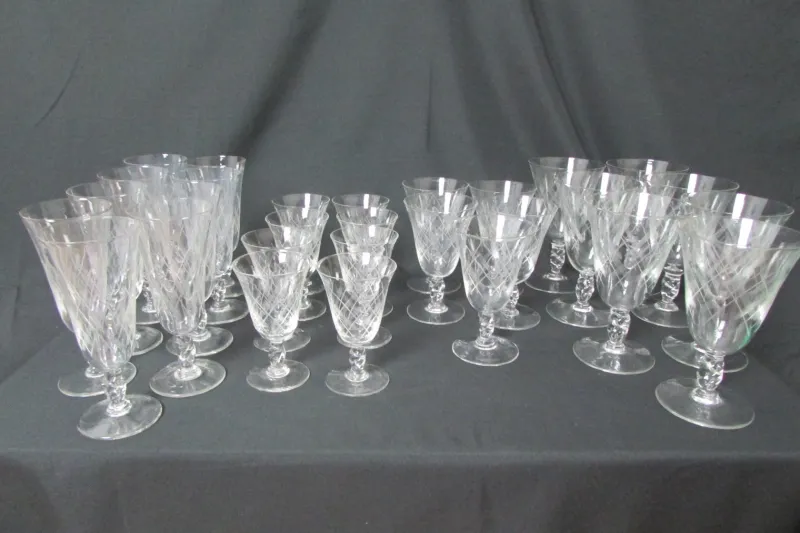 Pamono Stemmed Glasses with Flared Shape, 1960s, Set of 29> Glassware