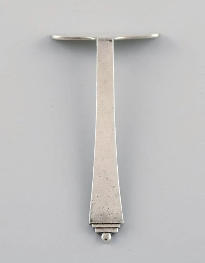 New Pamono Sterling Silver Pyramid Child's Food Pusher from Georg Jensen