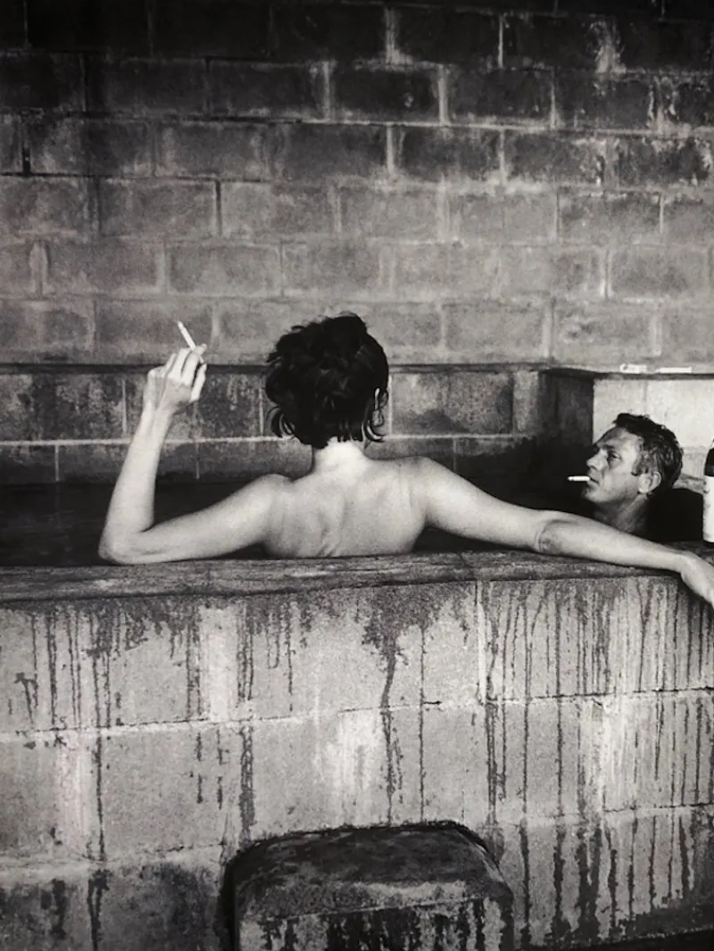 Sale Pamono Steve Mcqueen Hot Tub Framed in Black by John Dominis