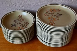 Pamono Stoneware Dinnerware Service from Ateliers du Revernay, 1970s, Set of 30