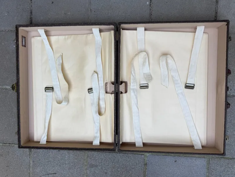 Pamono Suitcase from Louis Vuitton, 1960s> Trunks Crates & Baskets