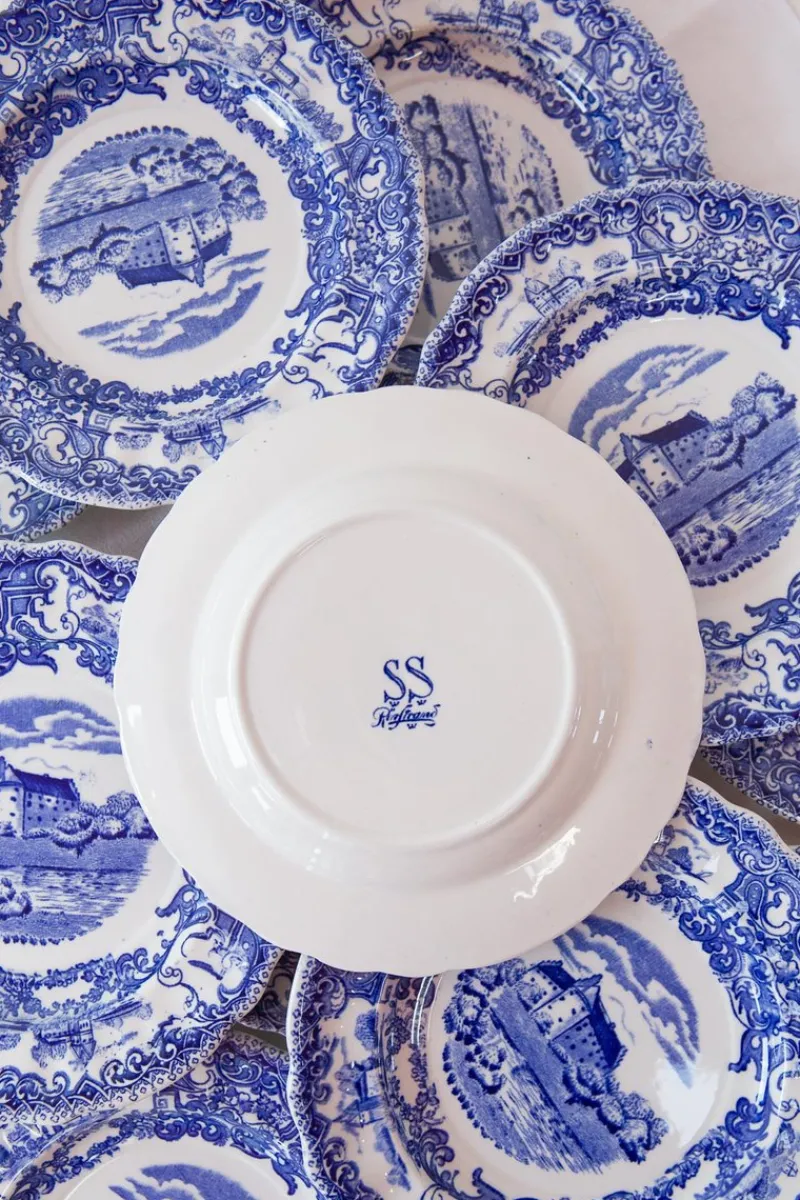 Pamono Swedish Dessert Plates Castles in Blue from Rörstrand, Set of 12> Serving Dishes