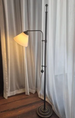 Pamono Swedish Grace Art Deco Floor Lamp in Bronze from Cebe, 1930s> Floor Lamps