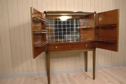 Pamono Swedish Pyramid Mahogany Bar Cabinet by Förenade Möbler Linköping, 1940s><noscript><img width=