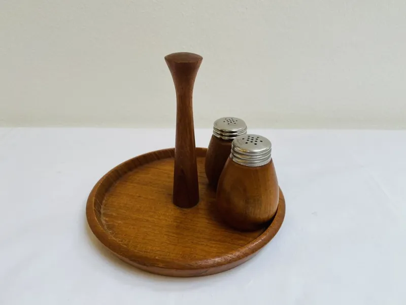 Pamono Swedish Salt and Pepper Set in Teak by K. Holmberg, 1960s, Set of 3> Salt & Pepper Shakers