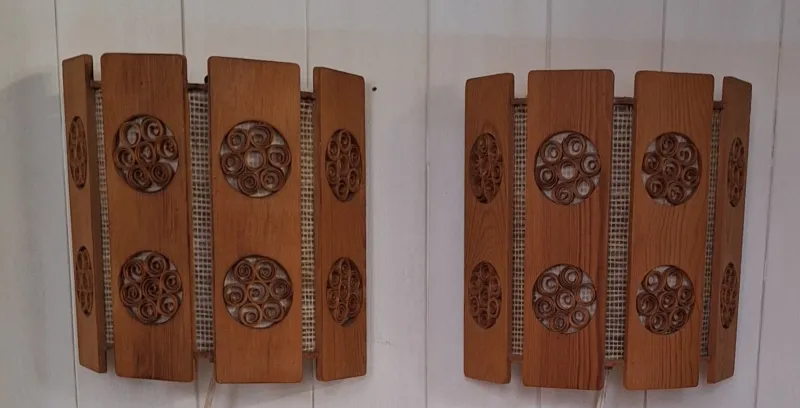 Pamono Swedish Wall Lamps in Pinewood, 1970s, Set of 2> Wall Lights & Sconces