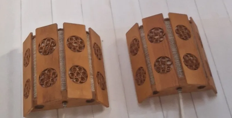 Pamono Swedish Wall Lamps in Pinewood, 1970s, Set of 2> Wall Lights & Sconces