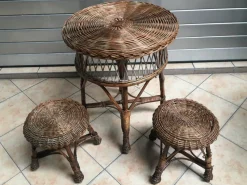 Pamono Table and 2 Wicker Stools 1960s, Set of 3> Garden Tables